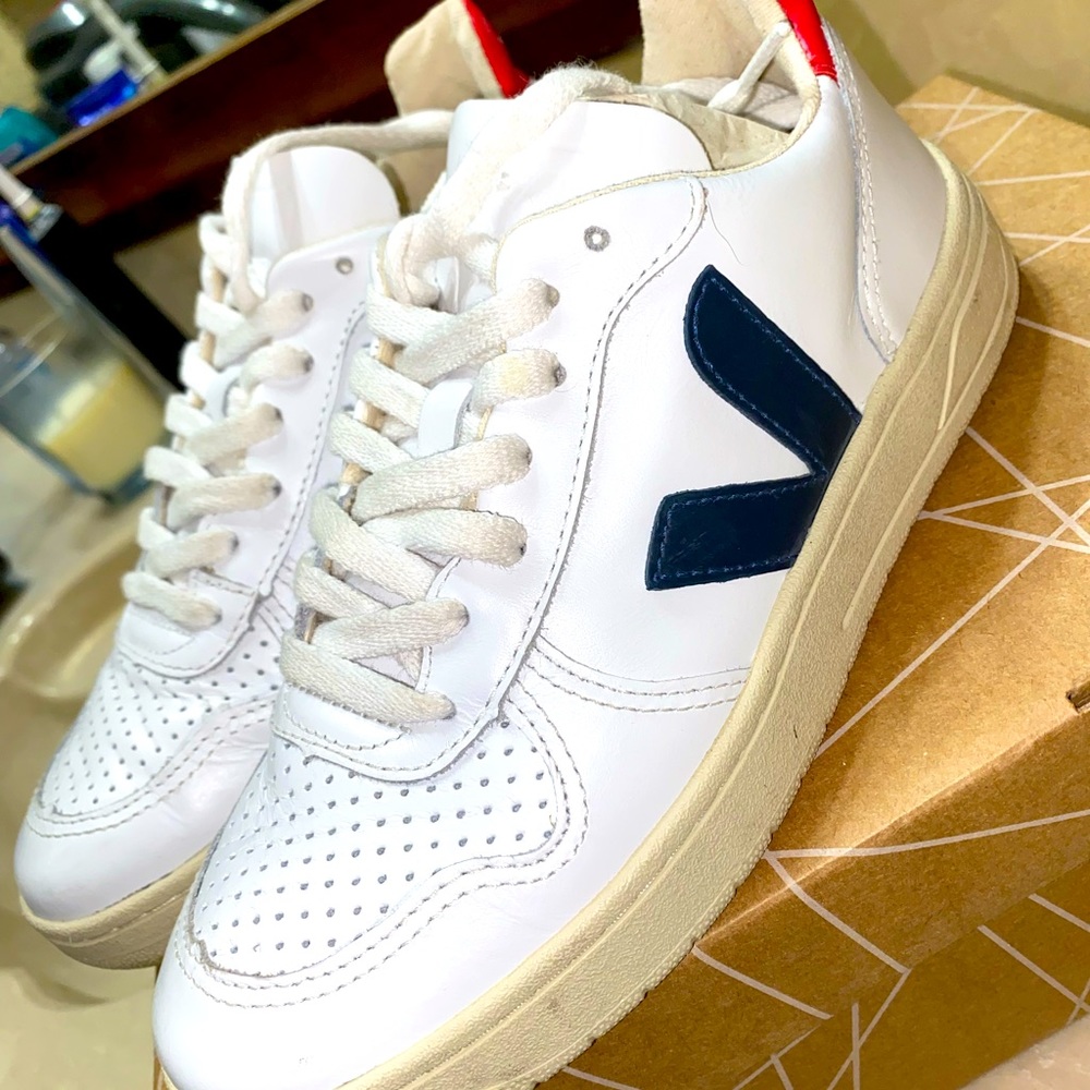 VEJA V-10 Sneaker